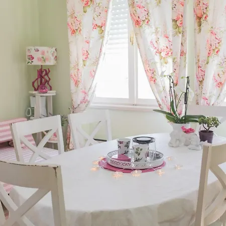 公寓 Shabby Chic 希贝尼克