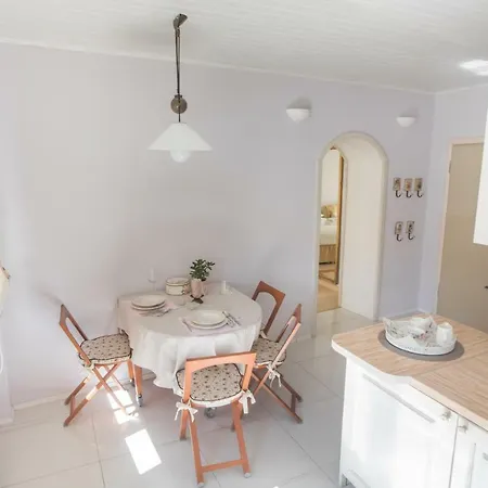 Apartman Shabby Chic Šibenik