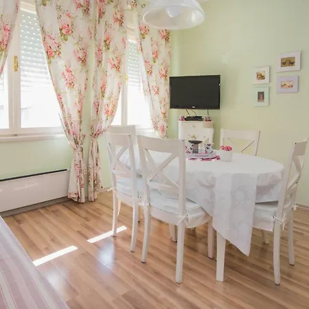 Shabby Chic Apartman Šibenik